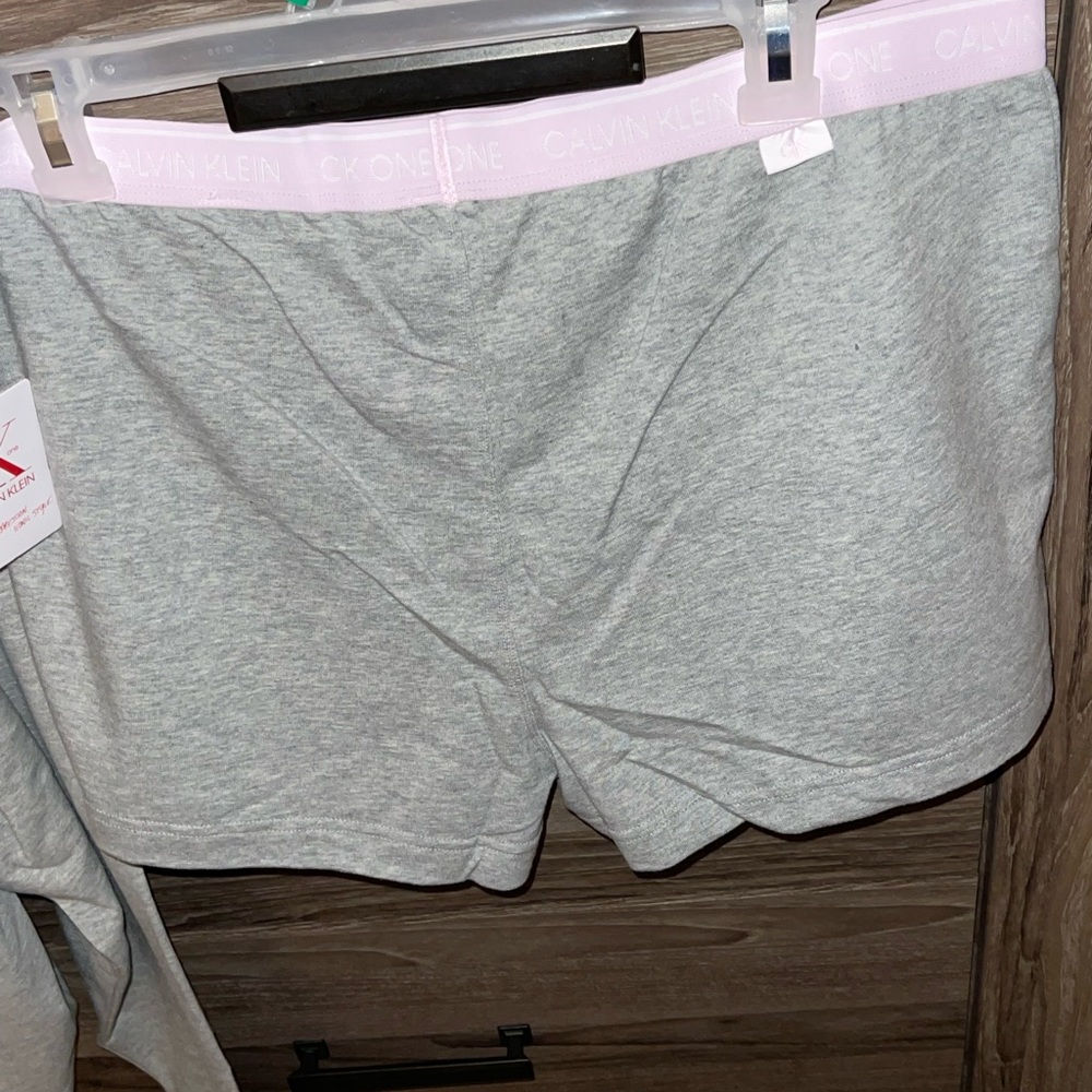 Calvin Klein PJ Set - Picture 7 of 12